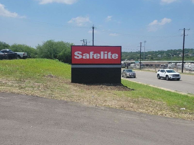 Ground Signs & Monuments