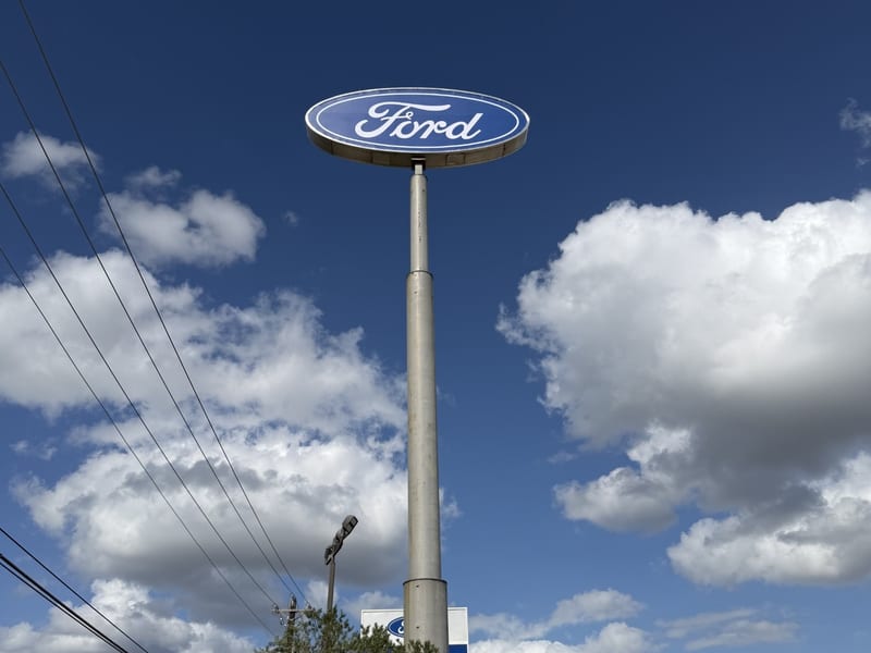 Pylon Signs